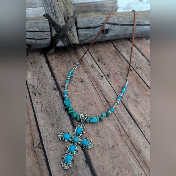 New Original Design Boho Western Brown Suede Beaded Necklace With Silver Cross - Picture 3 of 6